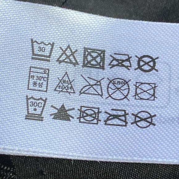 NWT Zara Black Quilted Windproof Jacket with Hood. Size L. - Picture 16 of 16